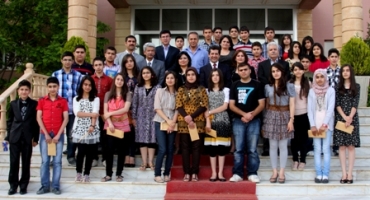 مه‌سرور بارزانی پێشوازی له‌پۆلێک قوتابی به‌هره‌مه‌ند و ماموستاکانیان کرد